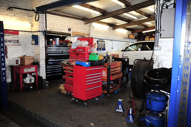 Nissan service centre tamworth #7
