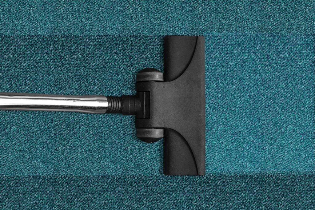 7 Benefits of Hiring a Professional Cleaning Service for Your Office