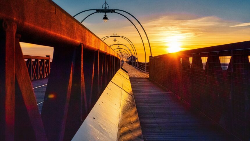 southport-pier-4865392_1280