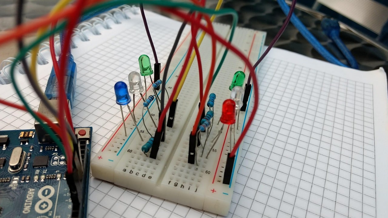 Led Resistor And Arduino How to Choose the Right Resistor for Your LED Circuit | OTS News ...