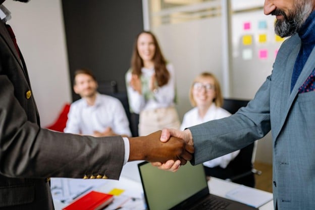 6 Ways AI Can Help Turn Cold Prospects Into Warmer Opportunities
